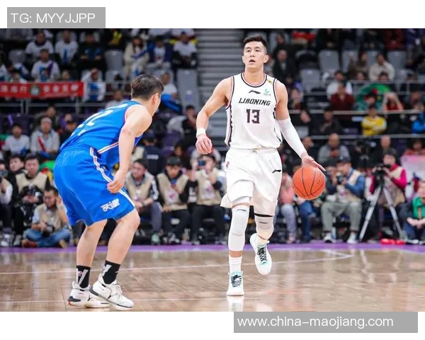 重庆篮球队强势领跑大满贯积分榜积70分展现冠军实力 重庆篮球队强势领跑大满贯积分榜积70分展现冠军实力