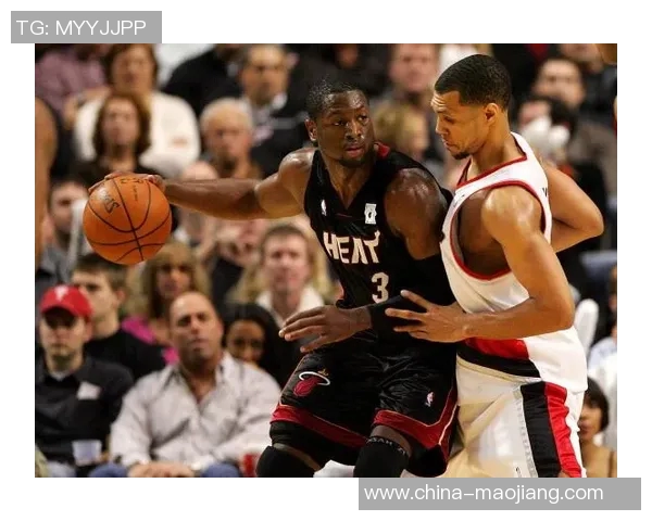 勇士与热火激战回顾球星表现与战术分析全解读 勇士与热火激战回顾球星表现与战术分析全解读