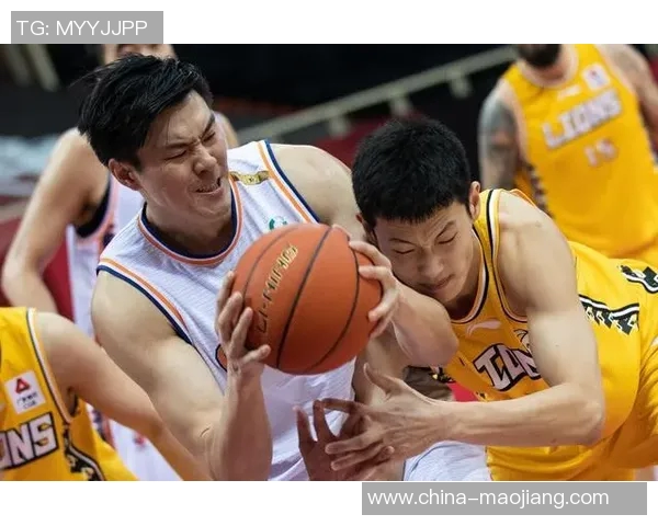 广东与上海篮球对决直播精彩瞬间全程回顾与分析