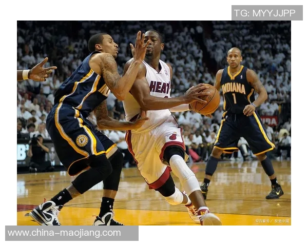 热火与勇士激战正酣10月18日NBA赛场火花四溅谁能笑到最后