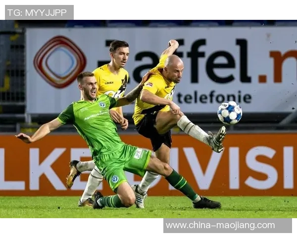 鹿斯巴达与格拉夫夏普的激烈对决揭示了荷甲联赛的竞争魅力与球队实力较量