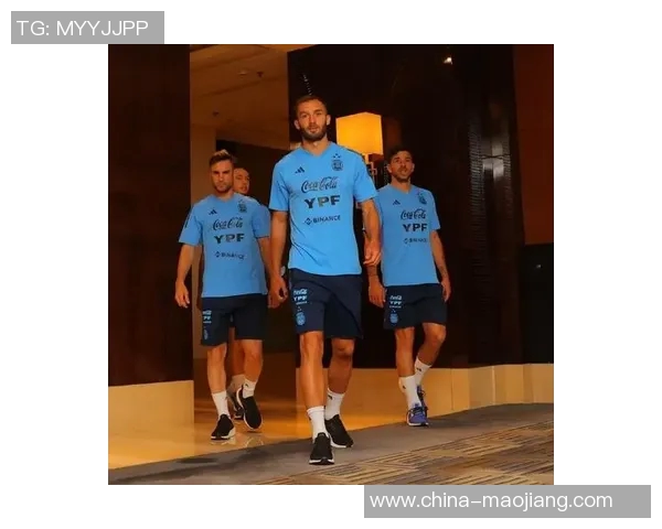 美职女篮天空队与狂热队激战正酣精彩对决引发球迷热情高涨