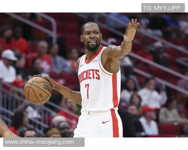 詹姆斯与杜兰特总决赛对决历史回顾与精彩瞬间分析