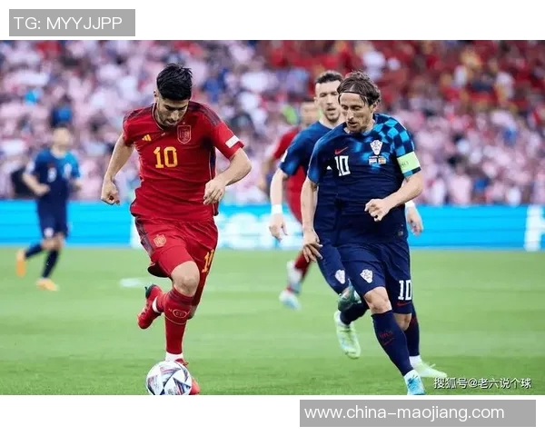 西班牙与意大利激战正酣赛果揭晓引发球迷热议 西班牙与意大利激战正酣赛果揭晓引发球迷热议