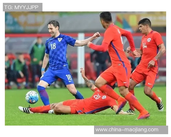 日本与智利足球赛比分分析及战术对比探讨 日本与智利足球赛比分分析及战术对比探讨